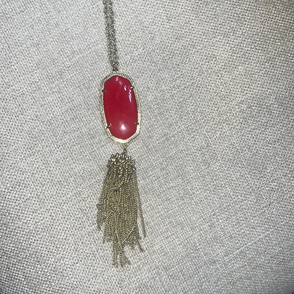 Long red Kendra Scott necklace - Picture 1 of 3